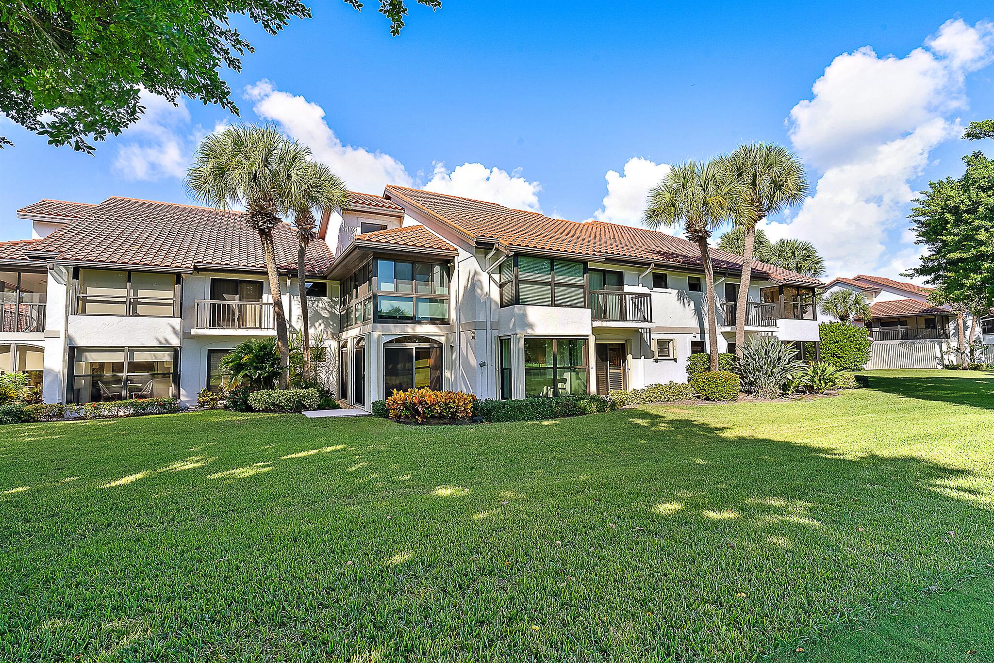 Jonathans Landing - Trade - Residential