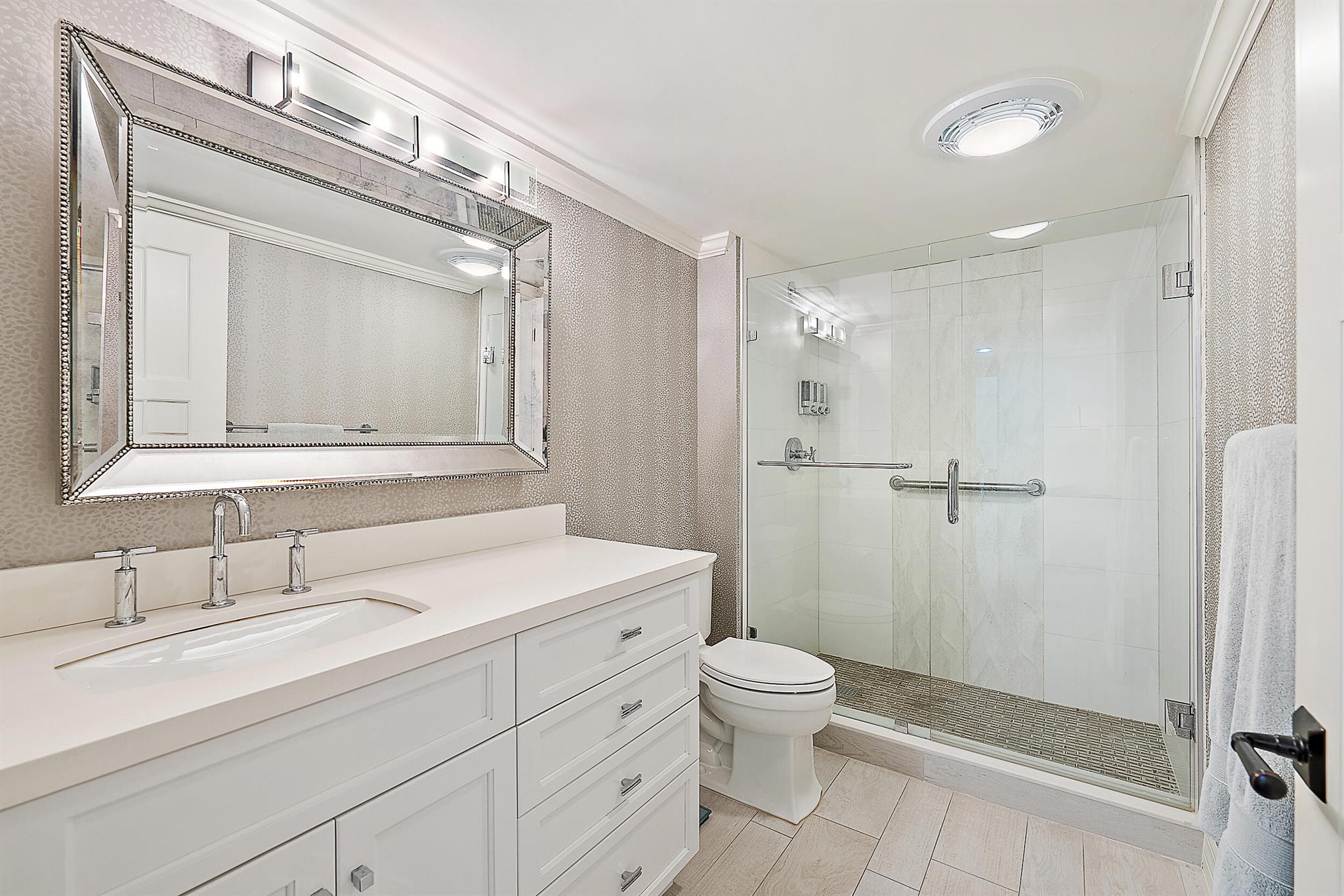 Jonathans Landing - Trade - Residential