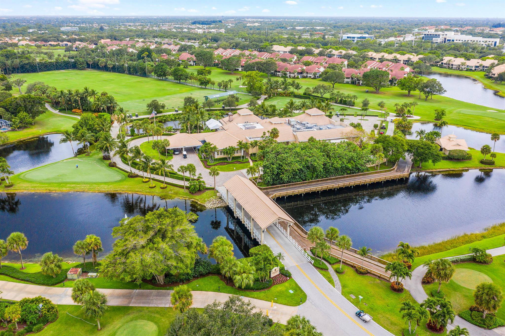 Jonathans Landing - Trade - Residential