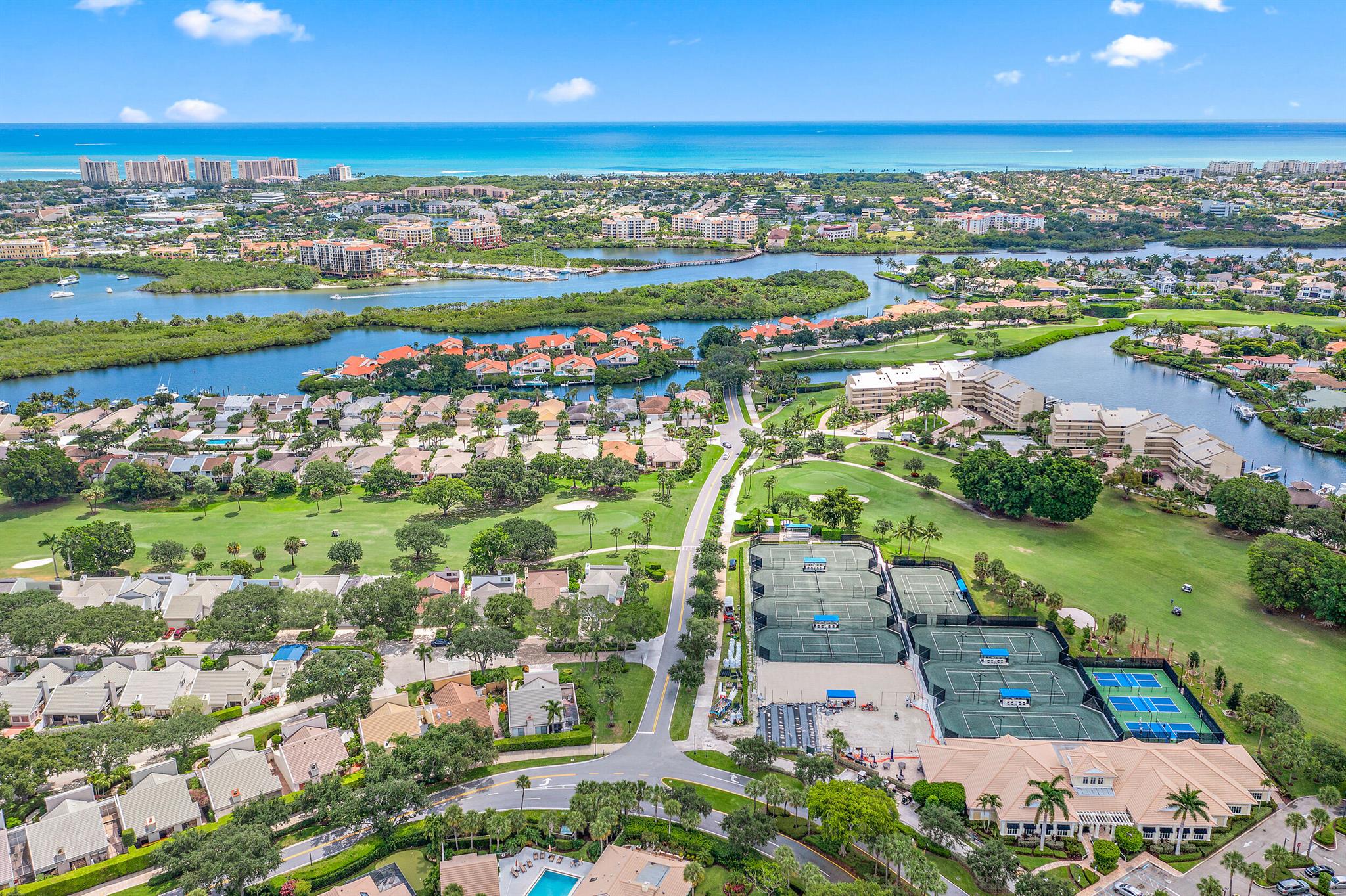 Jonathans Landing - Trade - Residential