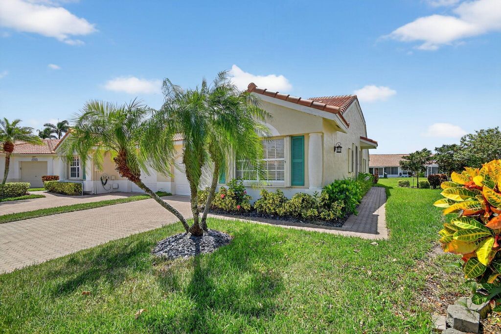 Photo of 15351 Lake Wildflower Road, Delray Beach, FL 33484 (MLS # R11112716)