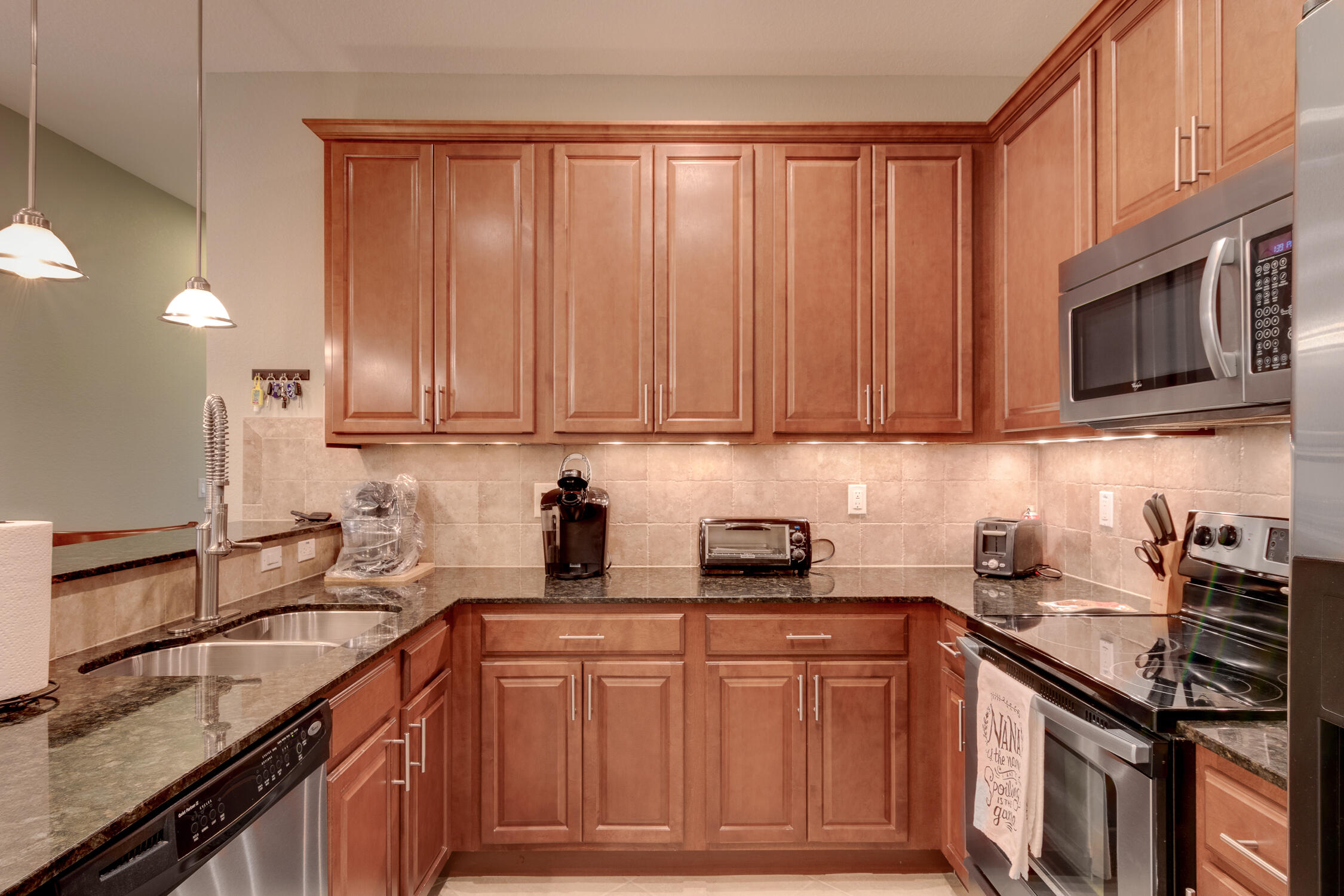 6375 Oxford Circle 104d