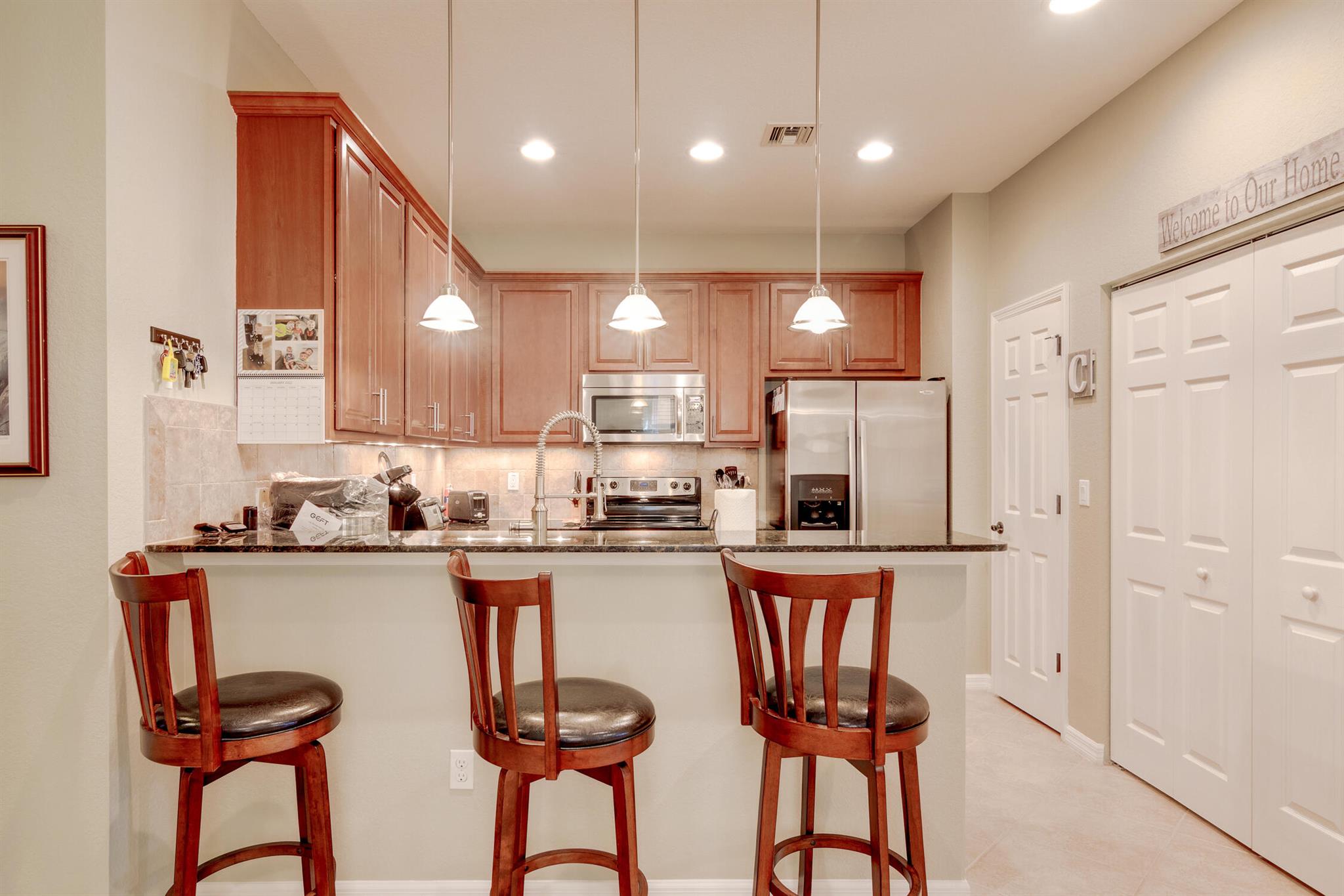 6375 Oxford Circle 104