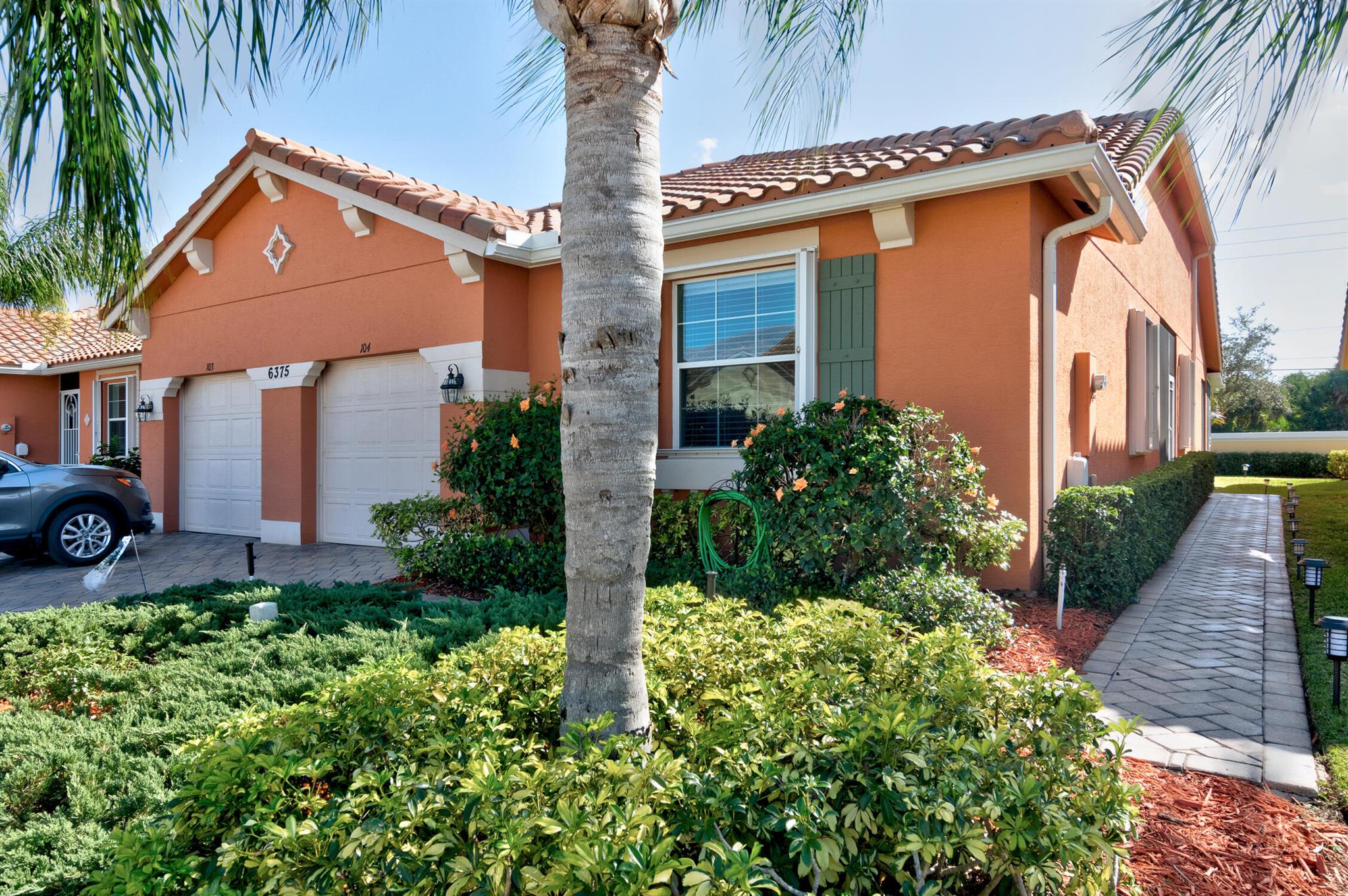 6375 Oxford Circle 104