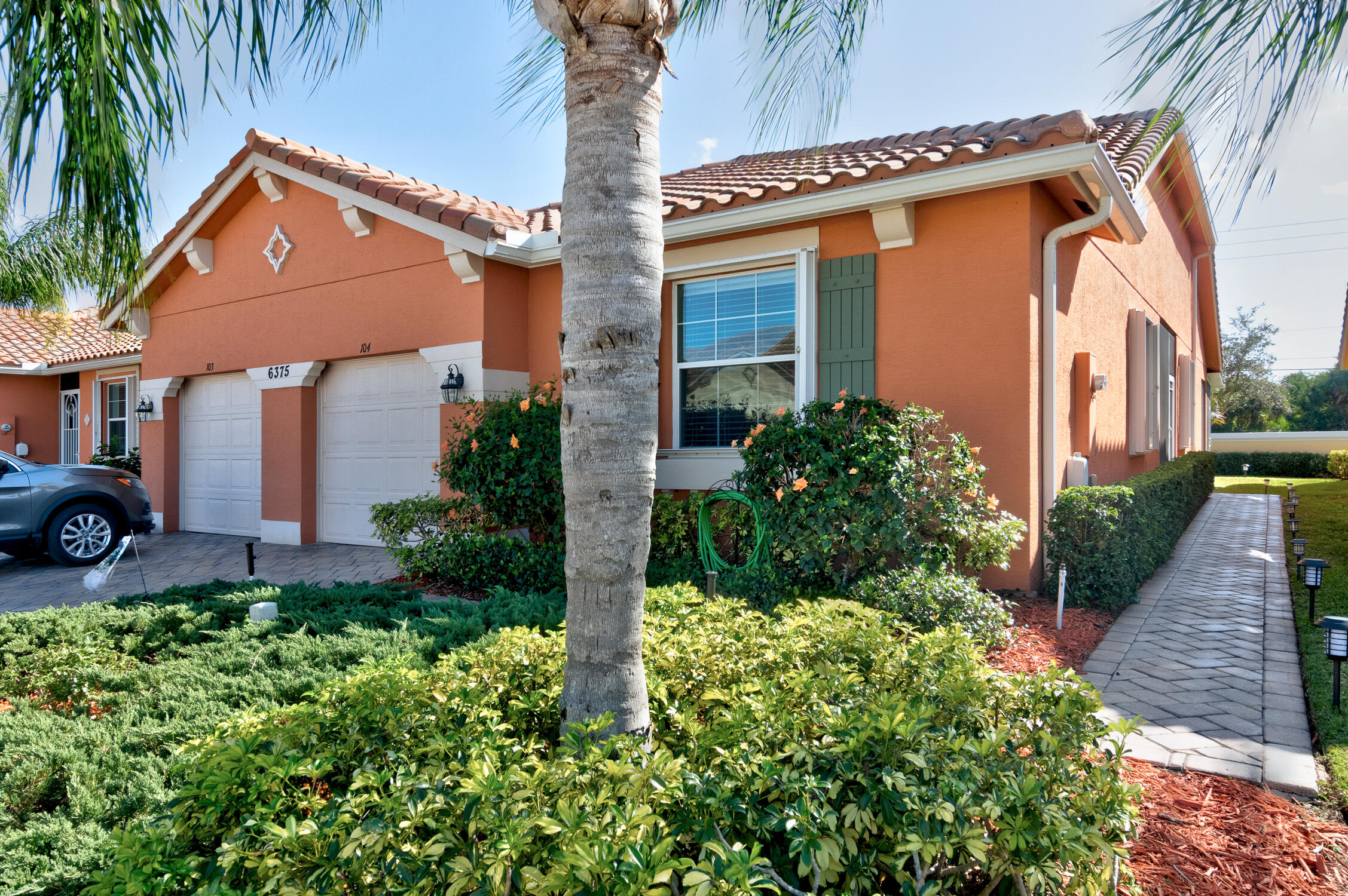 6375 Oxford Circle 104d