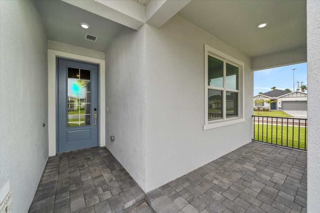 Photo of 8901 Dahlia Circle, Port Saint Lucie, FL 34986 (MLS # R11003937)