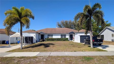 2593 SE Indian Street Stuart FL 34997