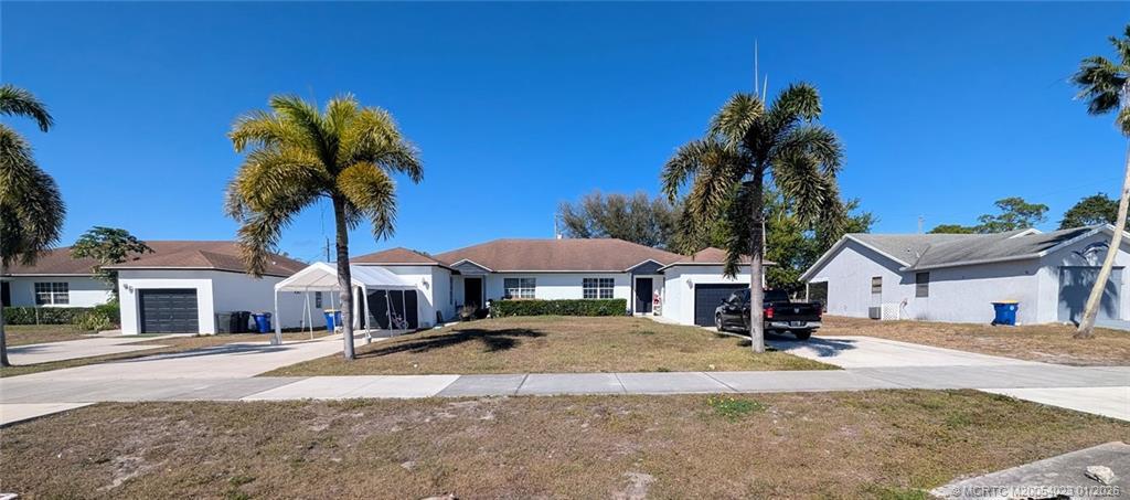 2593 SE Indian Street, Stuart, FL, 34997/$598,800 3 2593 SE Indian Street