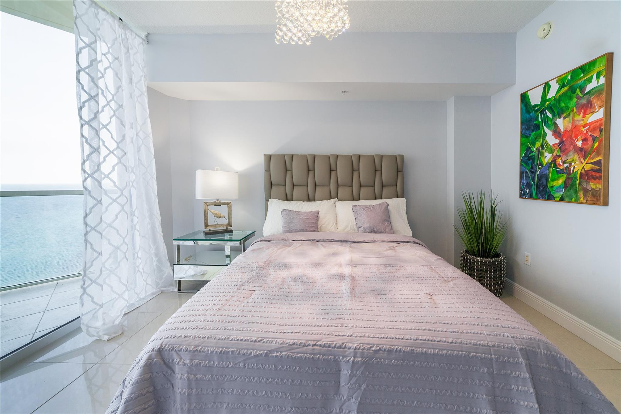 LA PERLA CONDO - Residential Lease