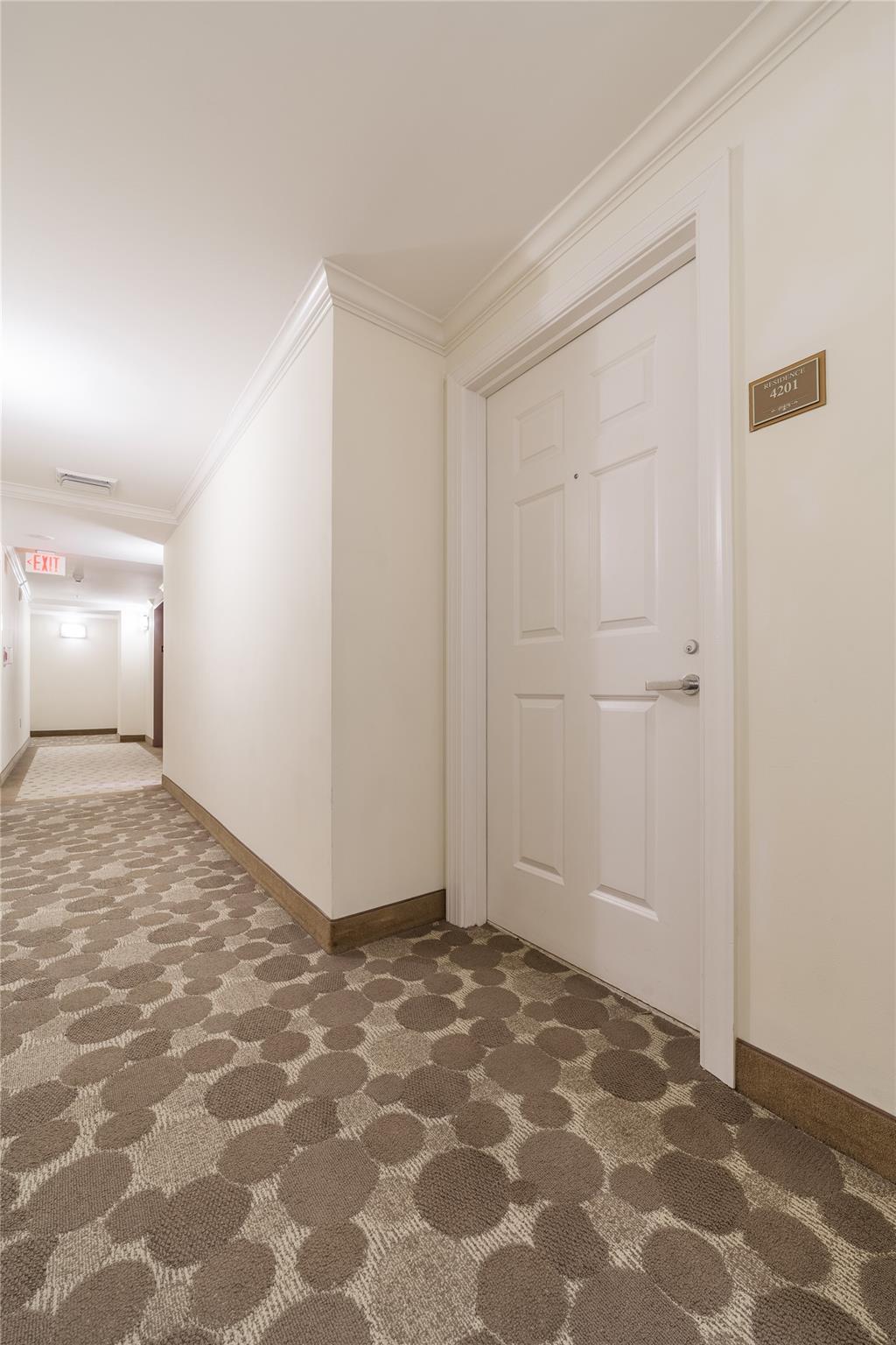 LA PERLA CONDO - Residential Lease