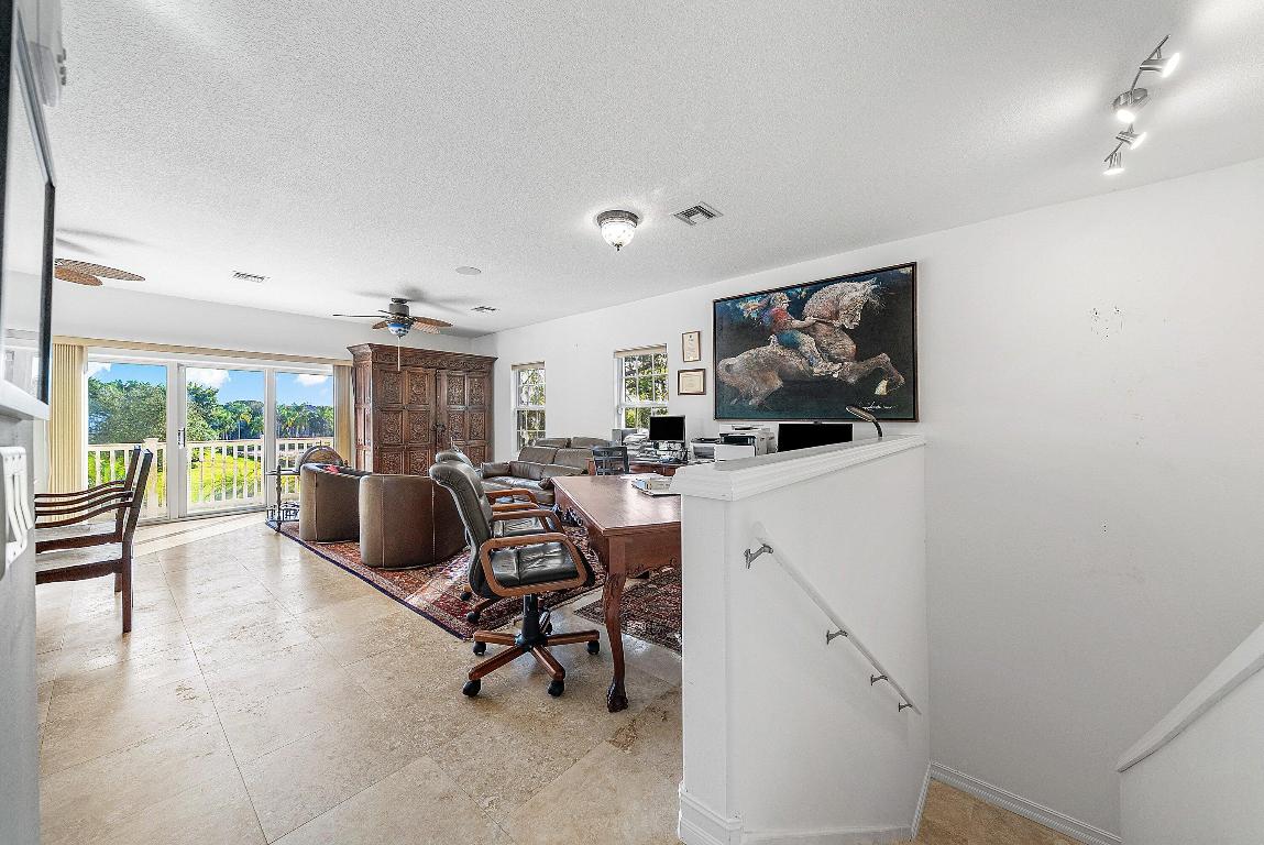 WELLINGTON AERO CLUB OF THE LANDINGS AT WELLINGTON - Residential