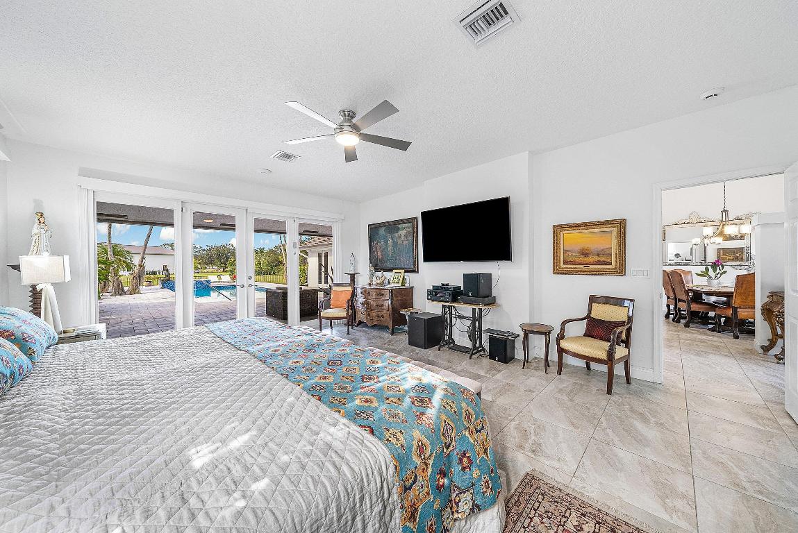 WELLINGTON AERO CLUB OF THE LANDINGS AT WELLINGTON - Residential