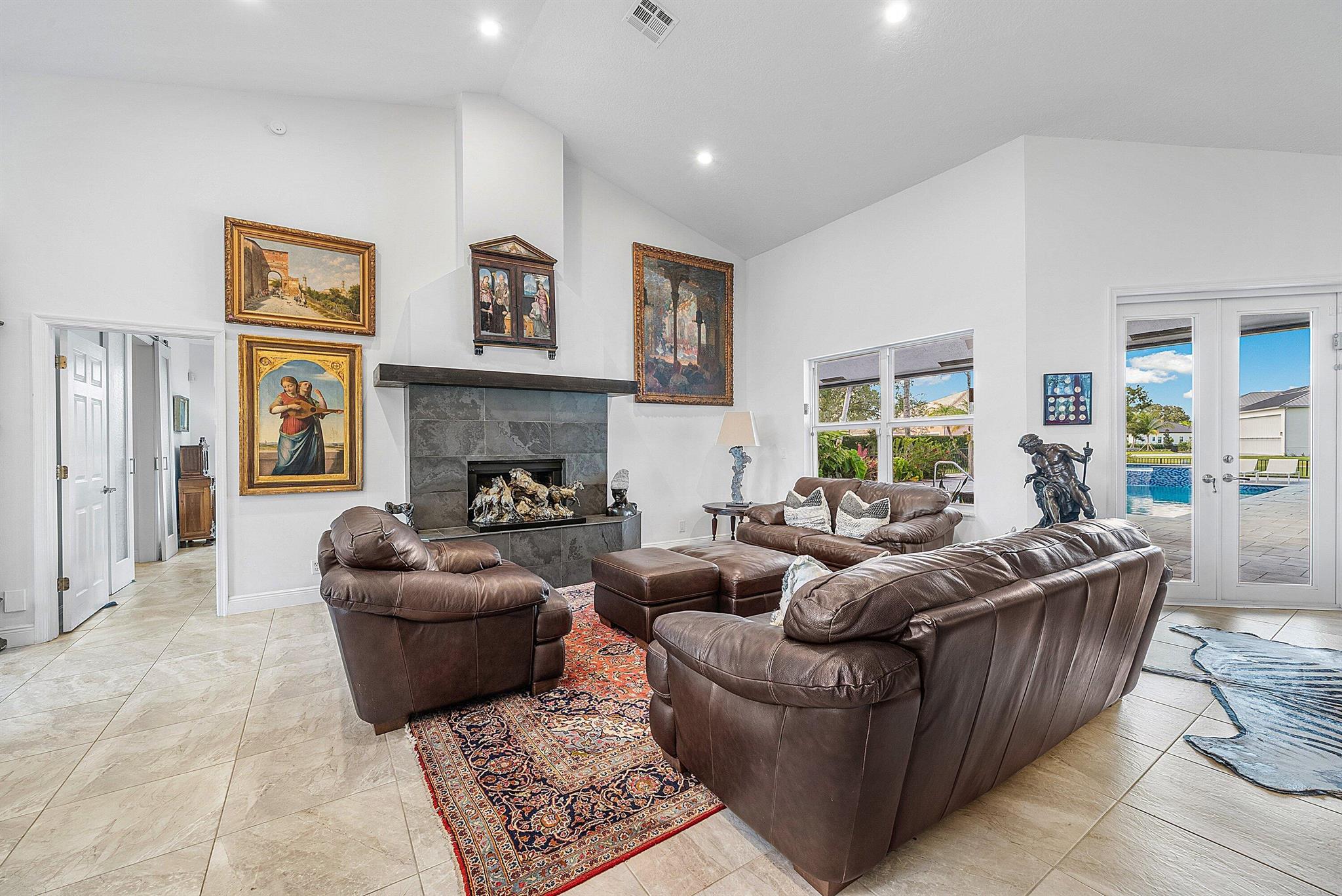 WELLINGTON AERO CLUB OF T - Residential