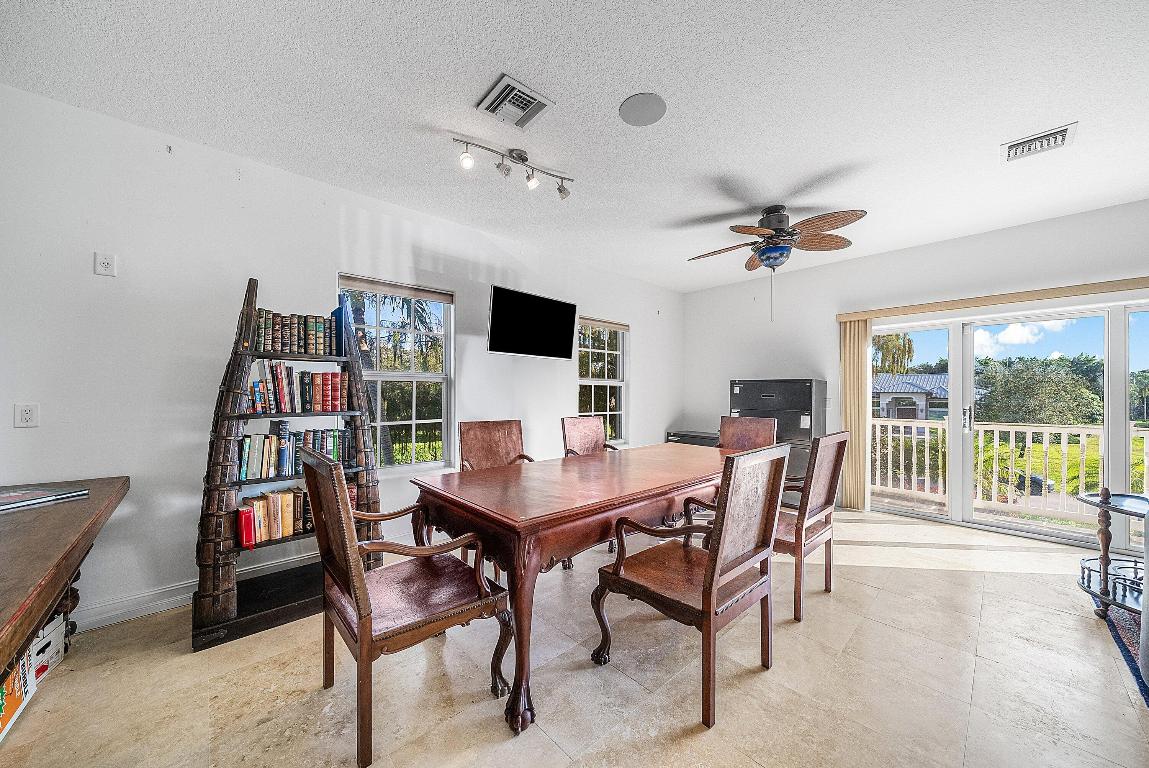 WELLINGTON AERO CLUB OF THE LANDINGS AT WELLINGTON - Residential