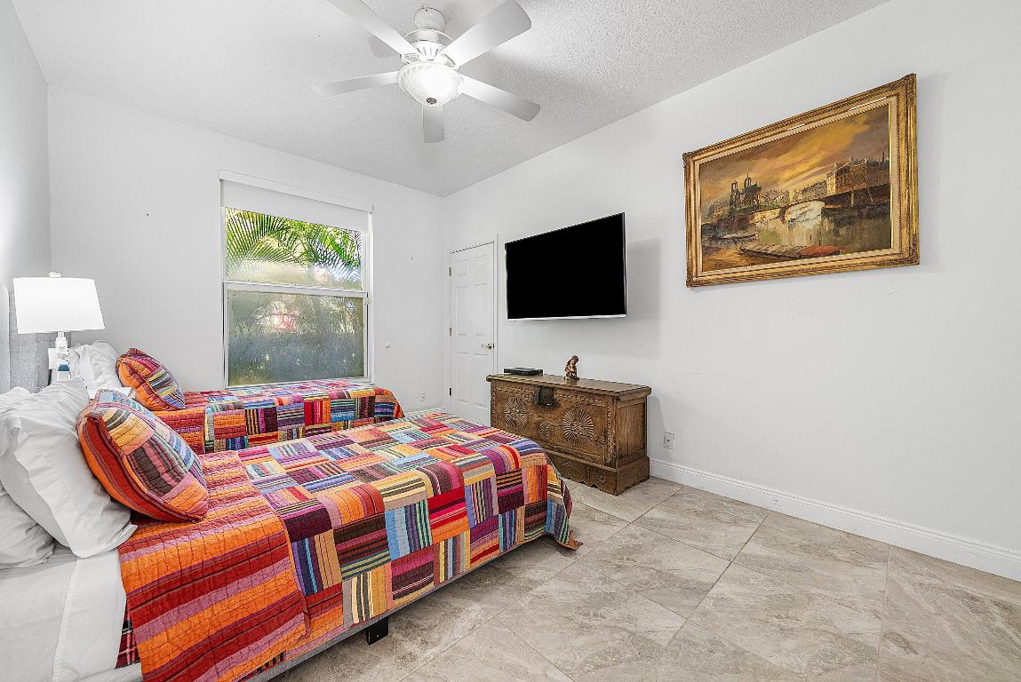 WELLINGTON AERO CLUB OF THE LANDINGS AT WELLINGTON - Residential