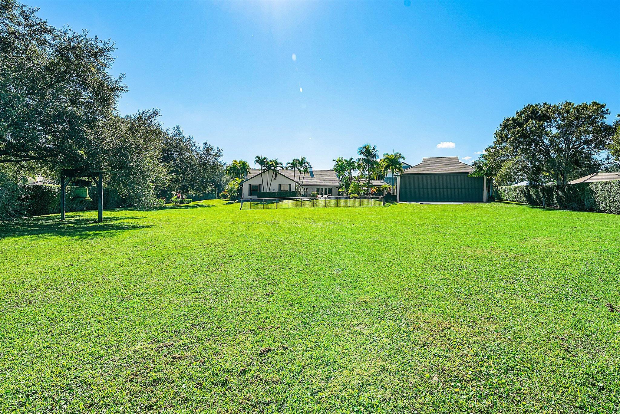 WELLINGTON AERO CLUB OF T - Residential