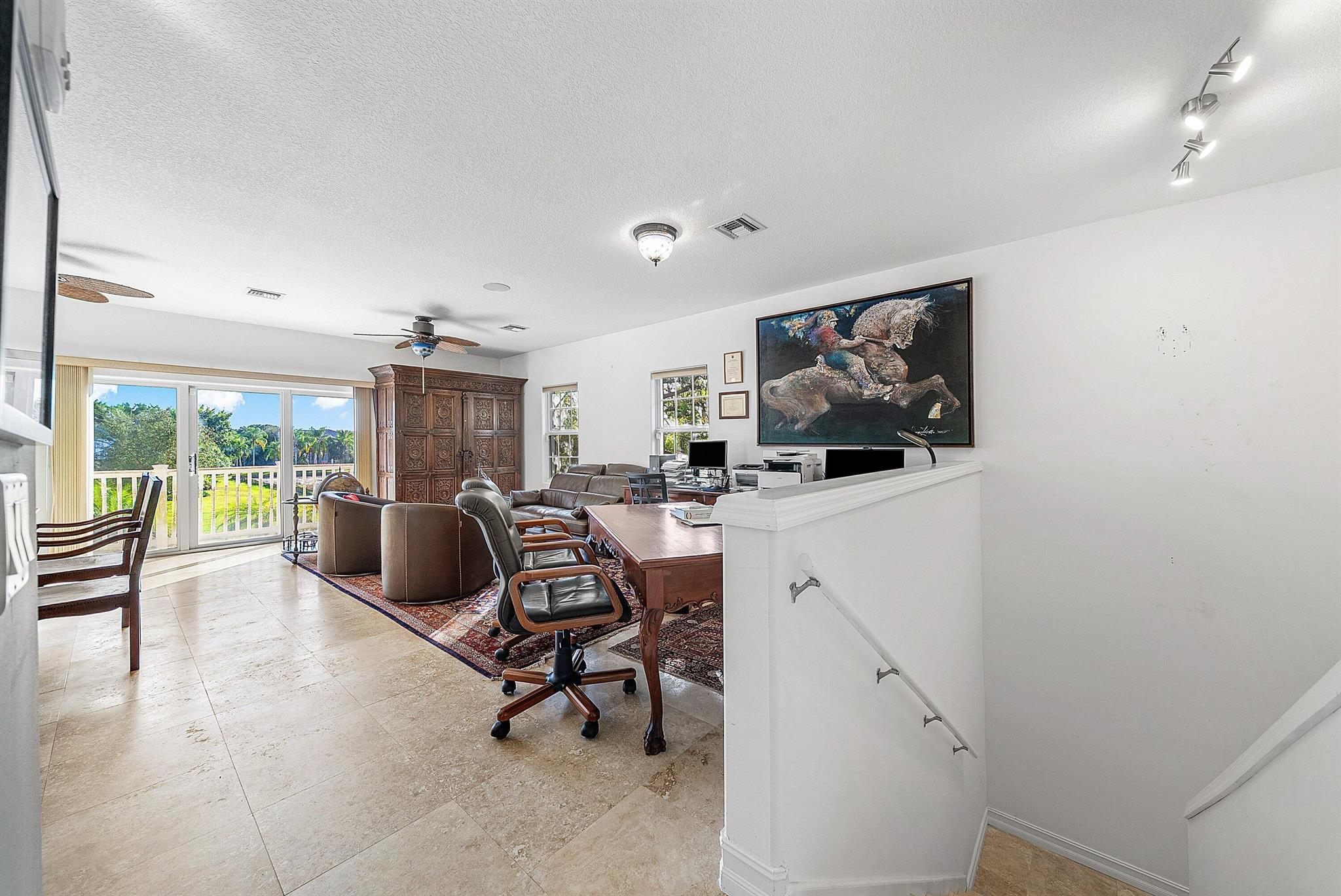 WELLINGTON AERO CLUB OF T - Residential