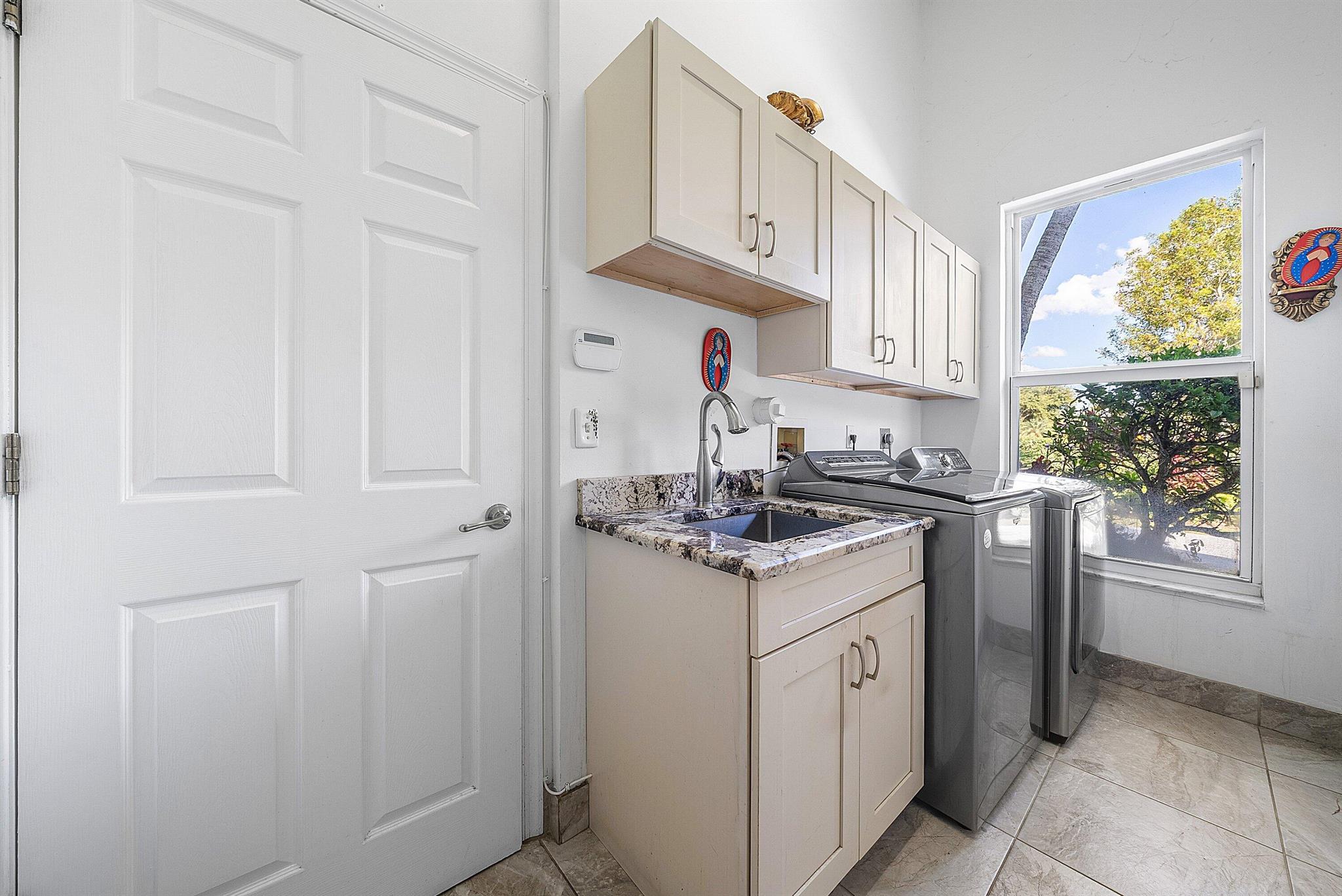 WELLINGTON AERO CLUB OF T - Residential