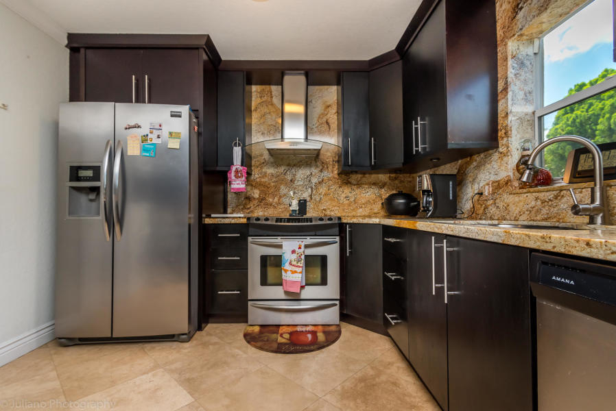 HOLIDAY CITY AT BOCA RATON SEC 3 - Residential Lease