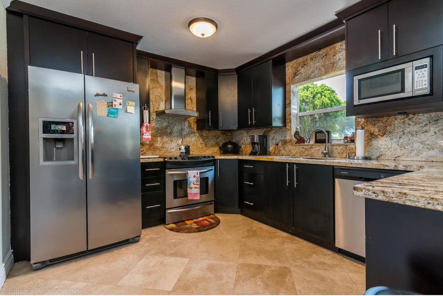 HOLIDAY CITY AT BOCA RATON SEC 3 - Residential Lease