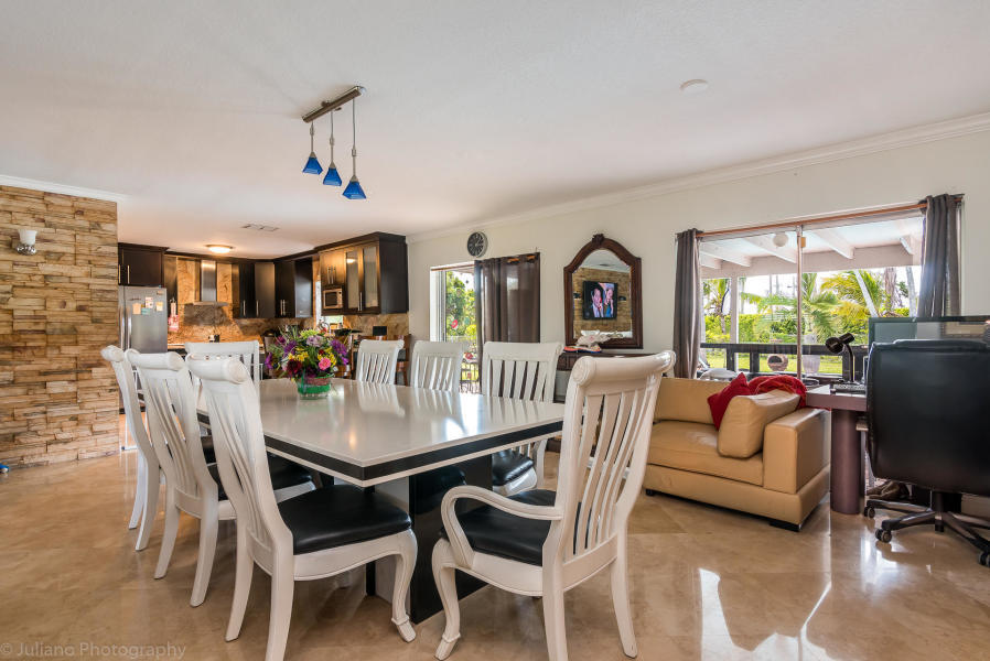 HOLIDAY CITY AT BOCA RATON SEC 3 - Residential Lease