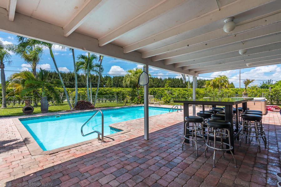 HOLIDAY CITY AT BOCA RATON SEC 3 - Residential Lease