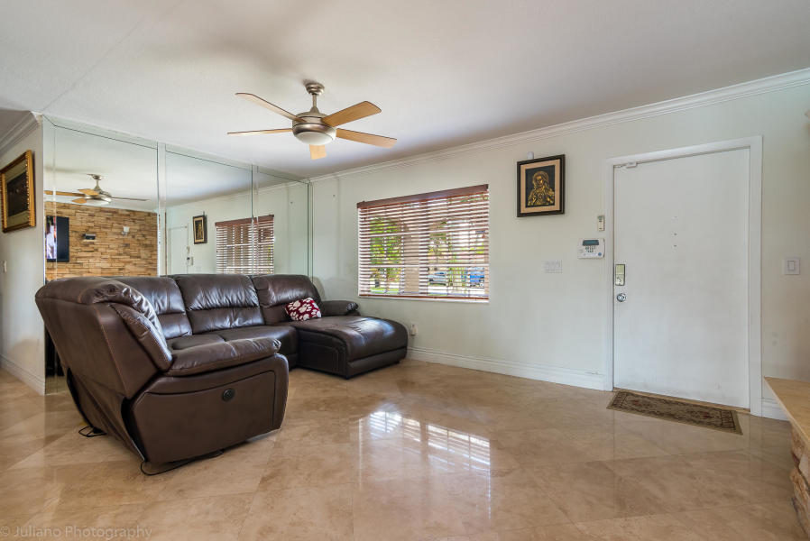 HOLIDAY CITY AT BOCA RATON SEC 3 - Residential Lease