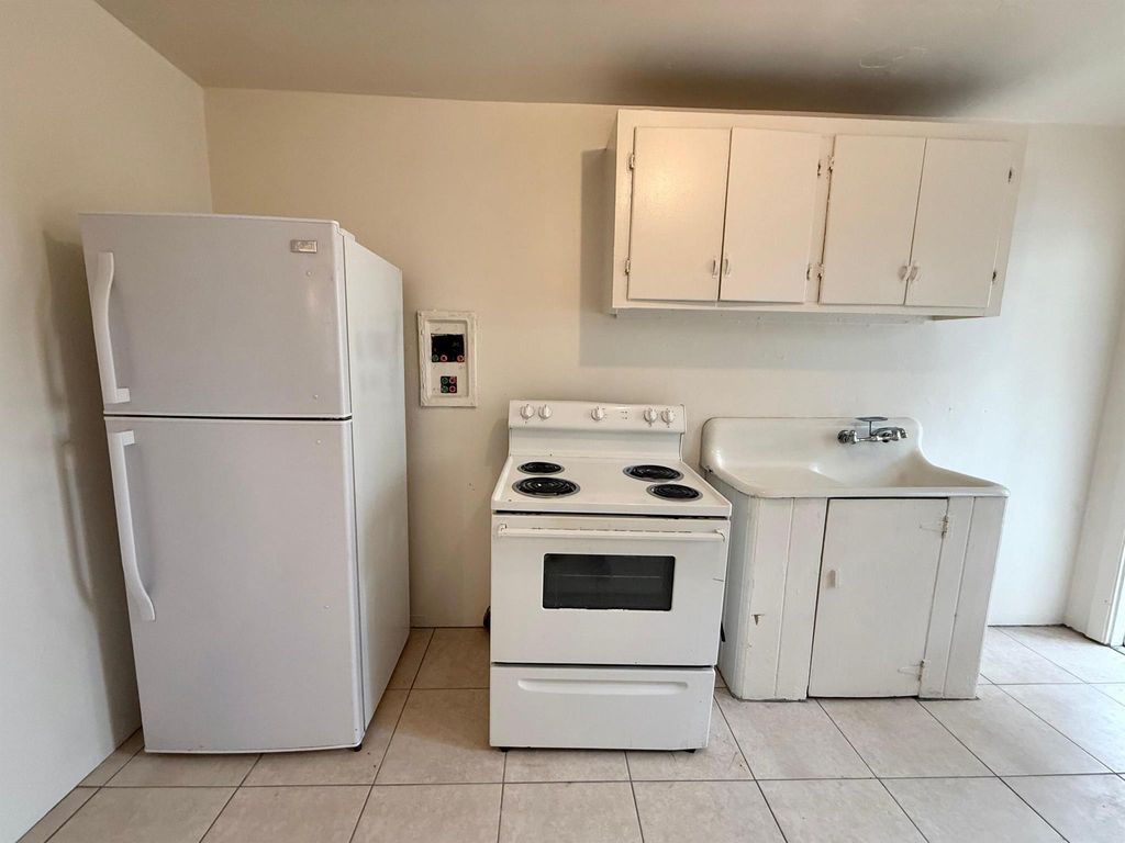 Photo of 601 33rd Street #4, West Palm Beach, FL 33407 (MLS # R11088455)