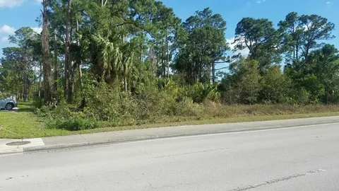 2773 SW Port St Lucie Boulevard, Port St Lucie, FL MLS: R10973452