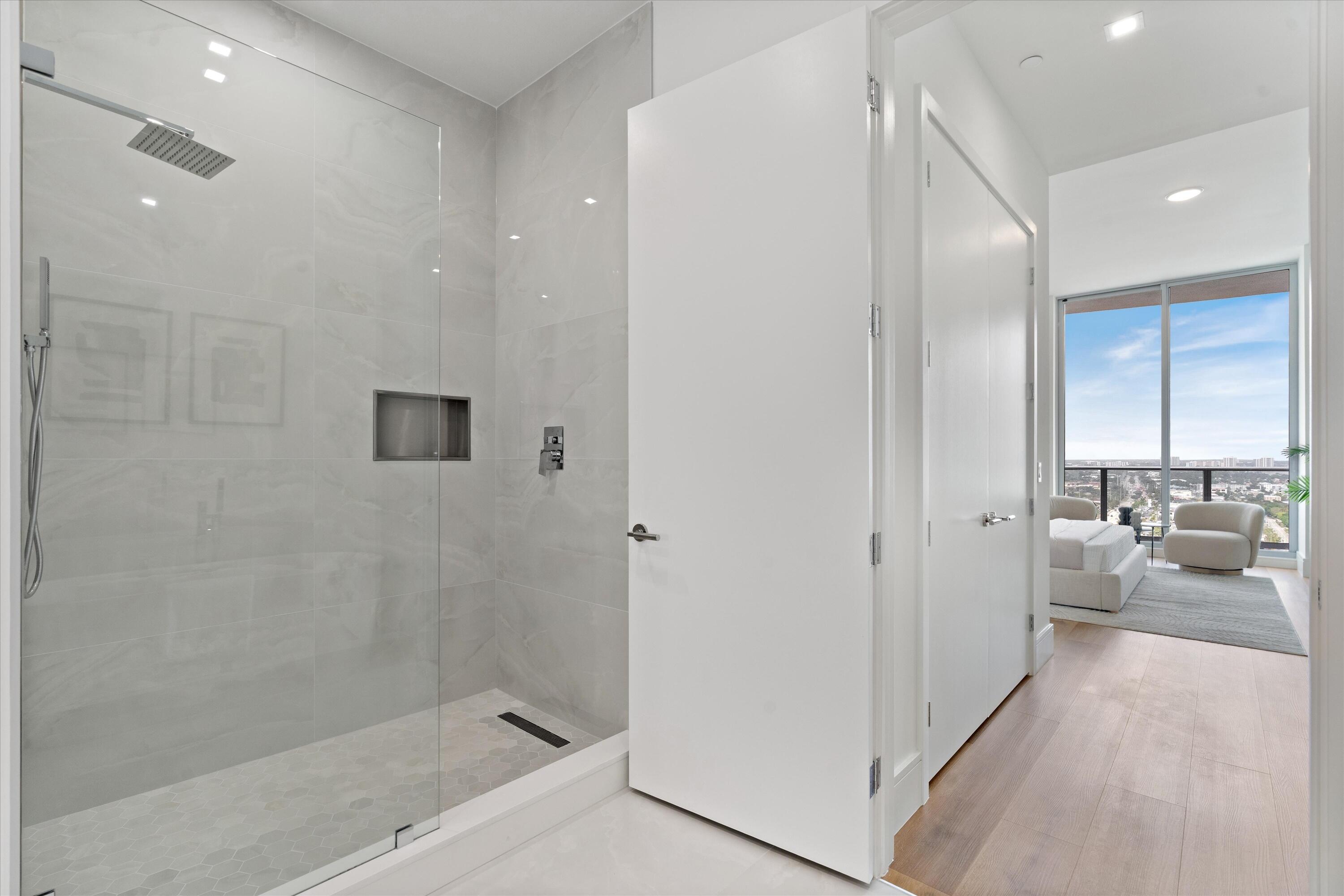 Nautilus 220 - Residential