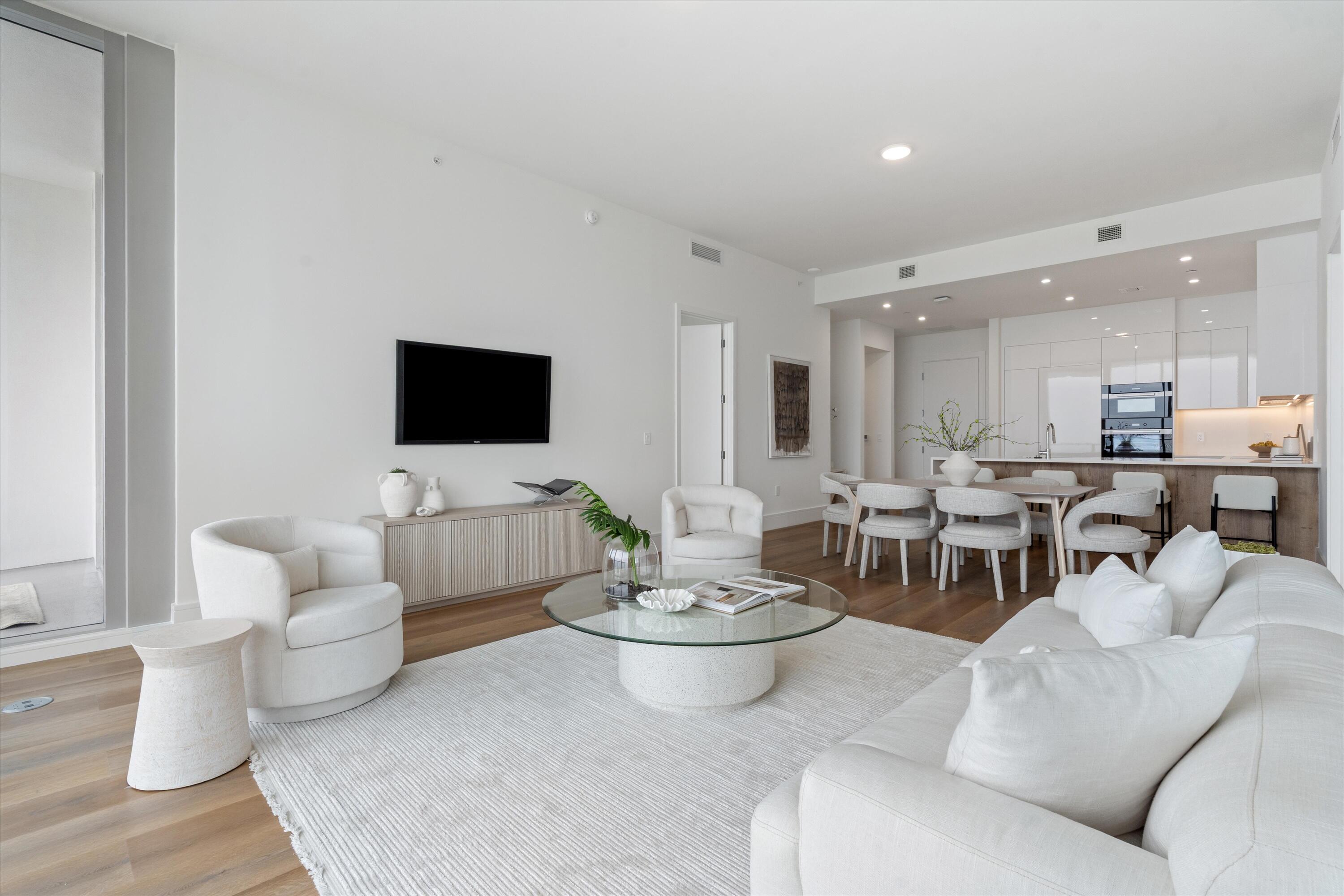 220 S Lake Shore Drive 2305