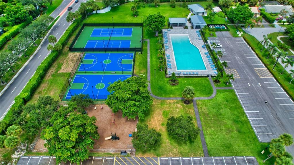 AMERICAN HOMES AT BOCA RA - Residential