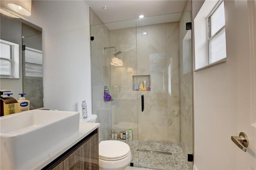 AMERICAN HOMES AT BOCA RA - Residential