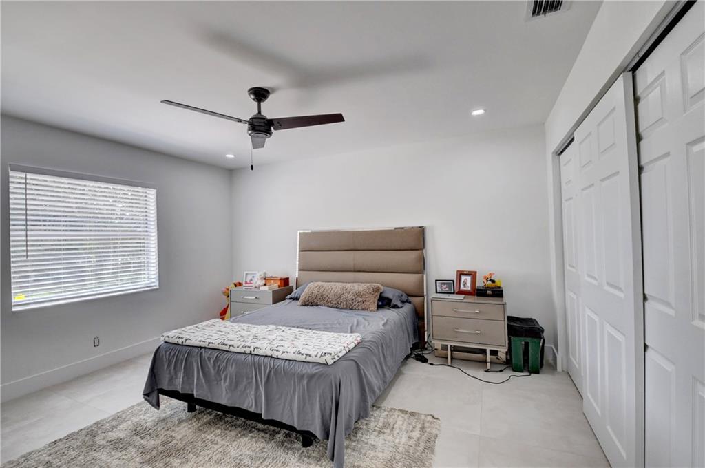 AMERICAN HOMES AT BOCA RA - Residential