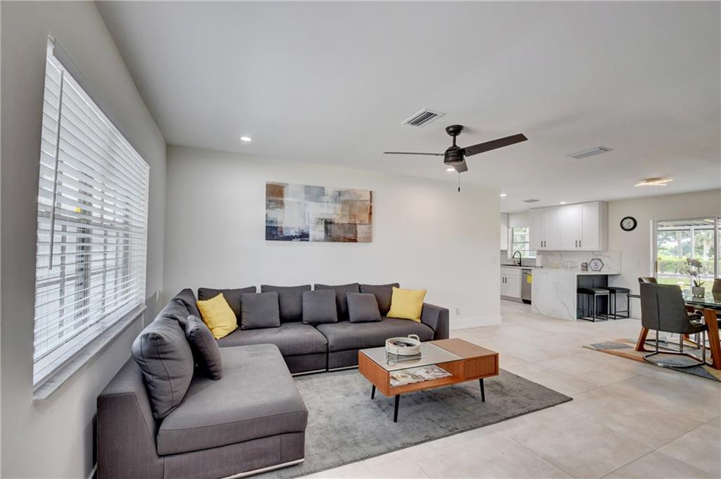 AMERICAN HOMES AT BOCA RA - Residential