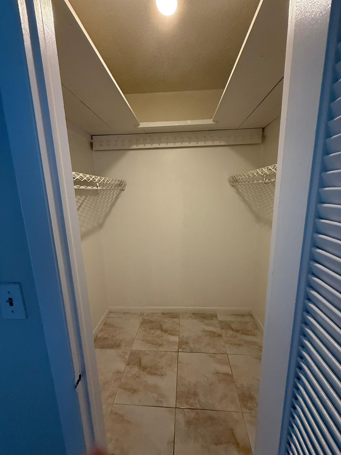 University Manors Condo - Residential Lease