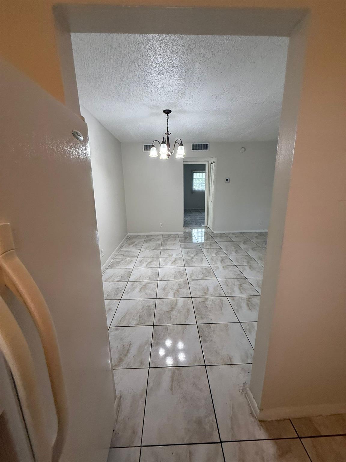 University Manors Condo - Residential Lease
