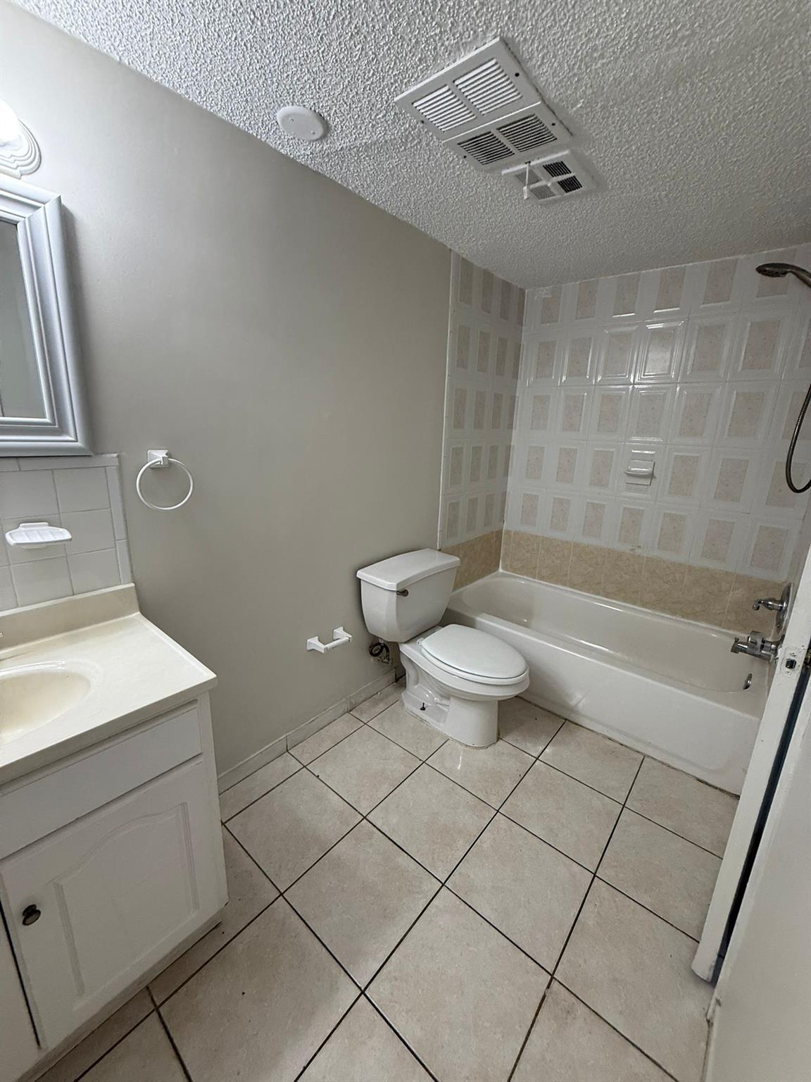 University Manors Condo - Residential Lease