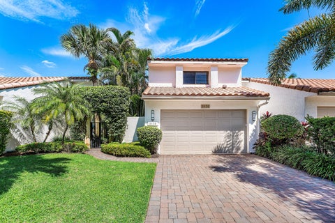 Photo of 2536 Sheltingham Drive, Wellington, FL 33414 (MLS # B26088206)