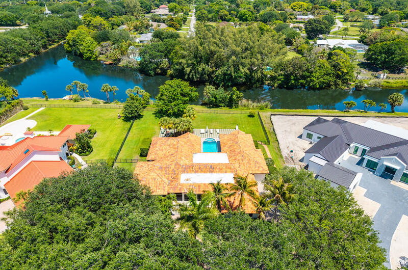 STEEPLECHASE - Residential