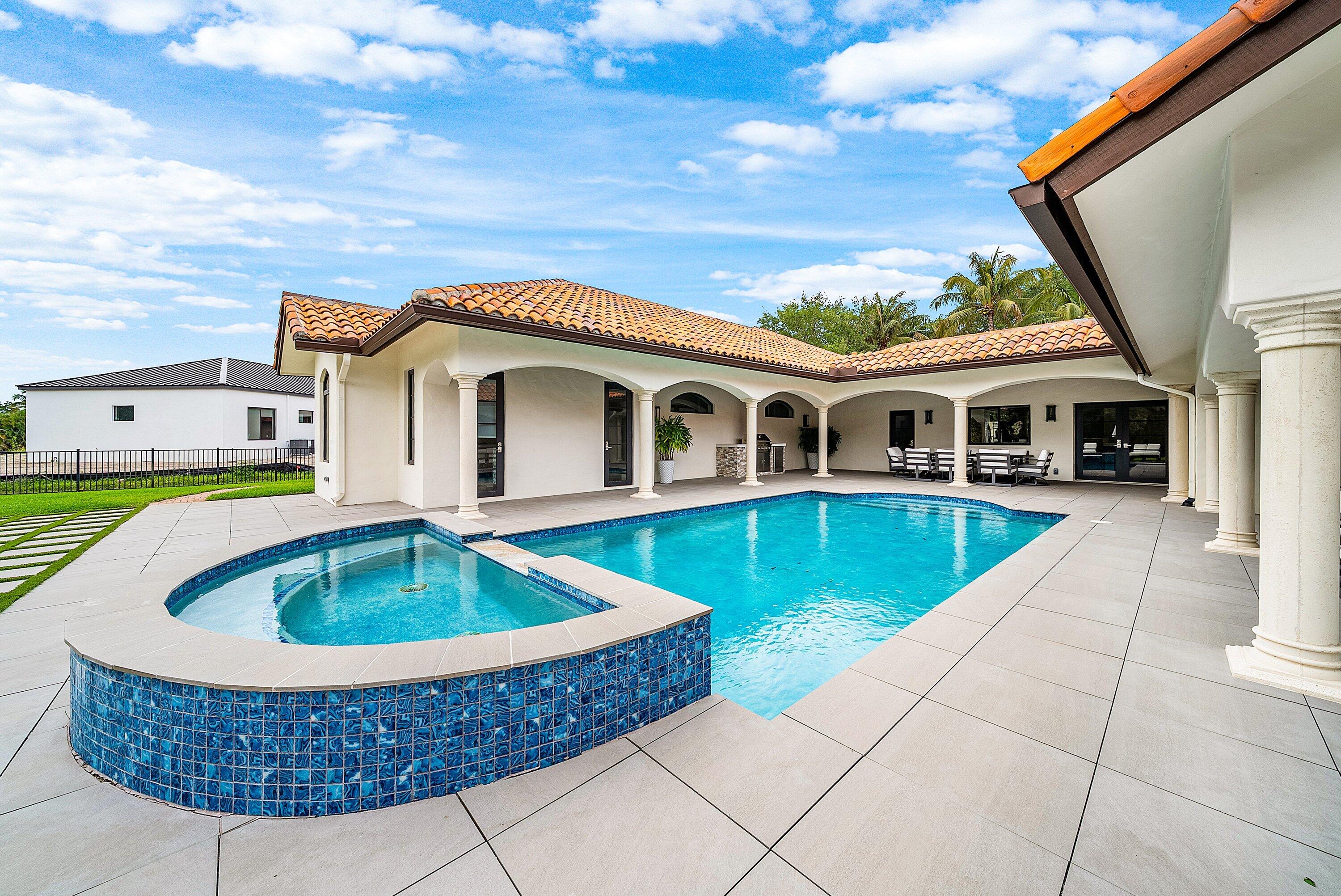 STEEPLECHASE - Residential