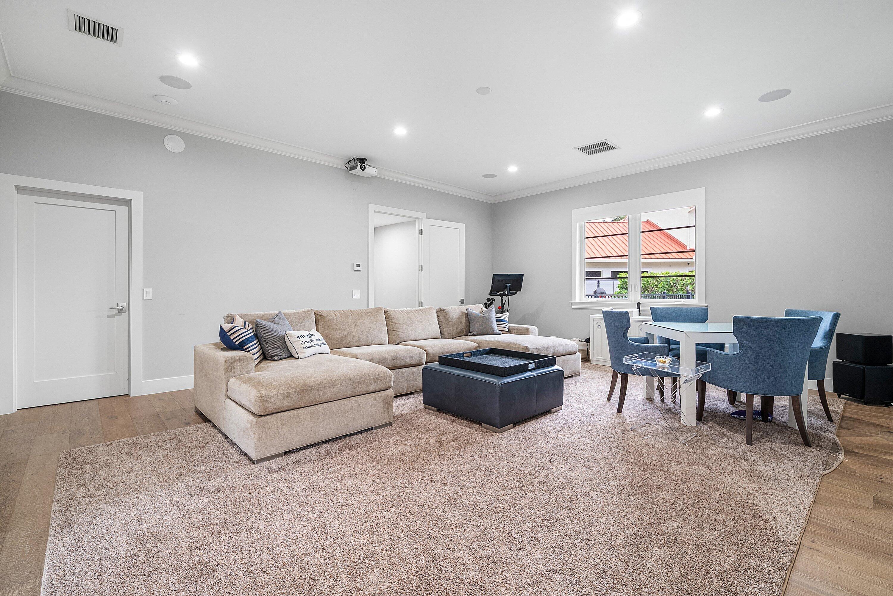 STEEPLECHASE - Residential