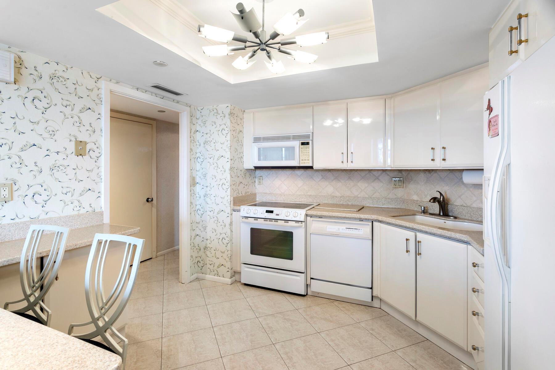 SEAWINDS CONDO - Residential