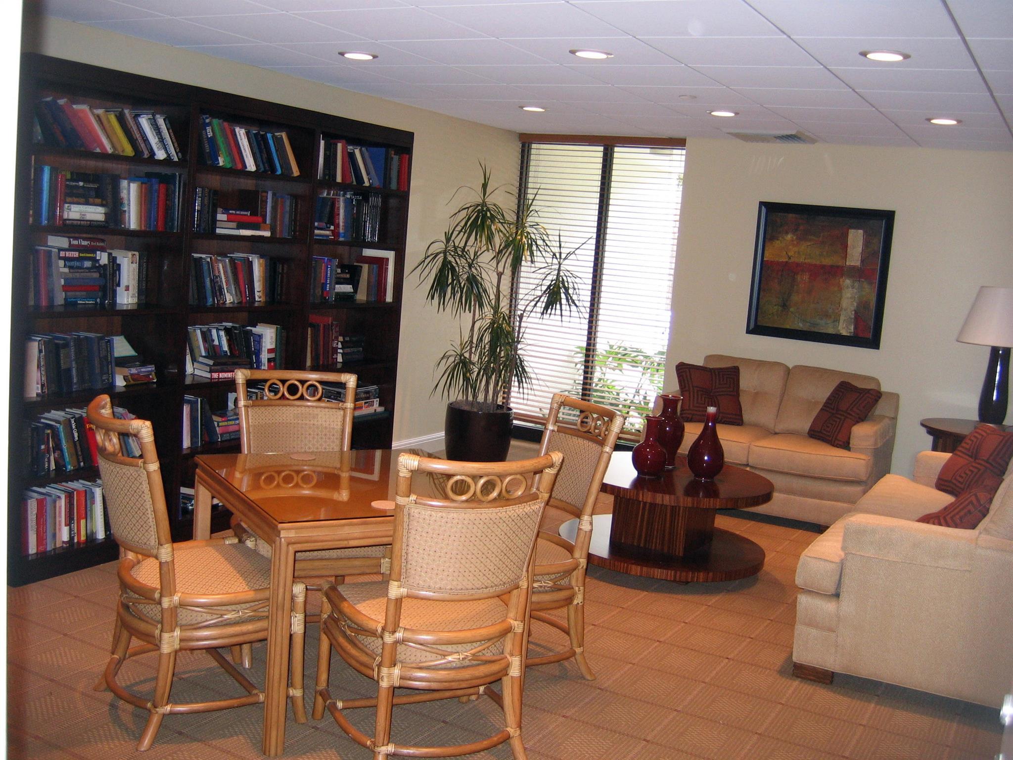 SEAWINDS CONDO - Residential