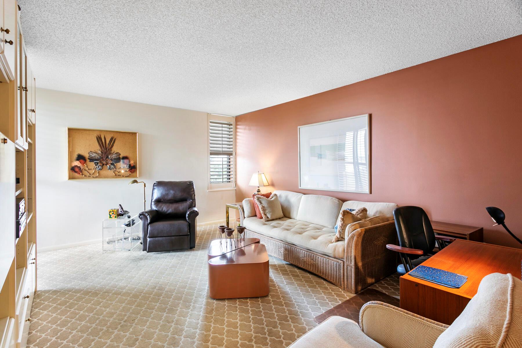 SEAWINDS CONDO - Residential