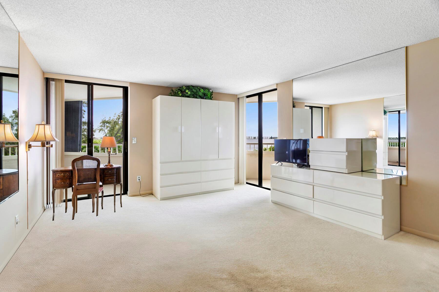 SEAWINDS CONDO - Residential