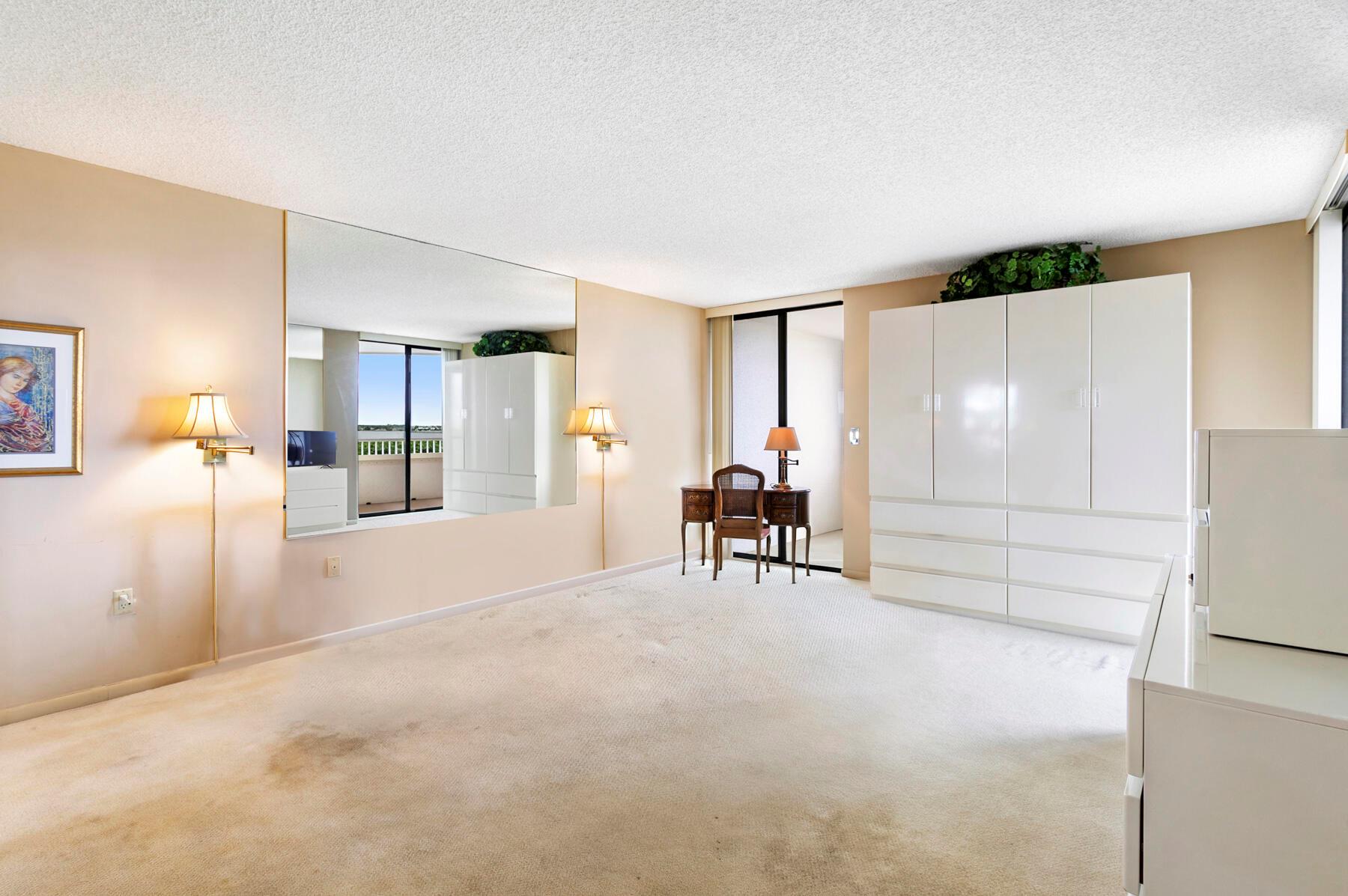 SEAWINDS CONDO - Residential