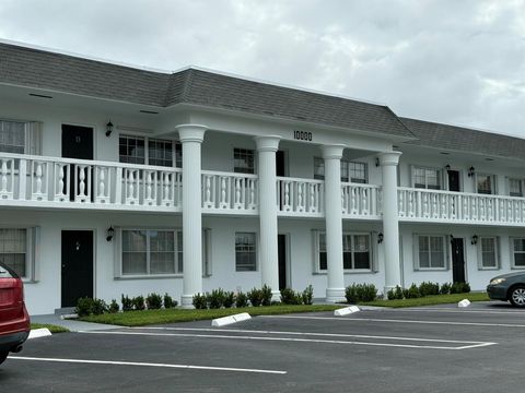 10000 N Meridian Way N 15 Palm Beach Gardens FL 33410