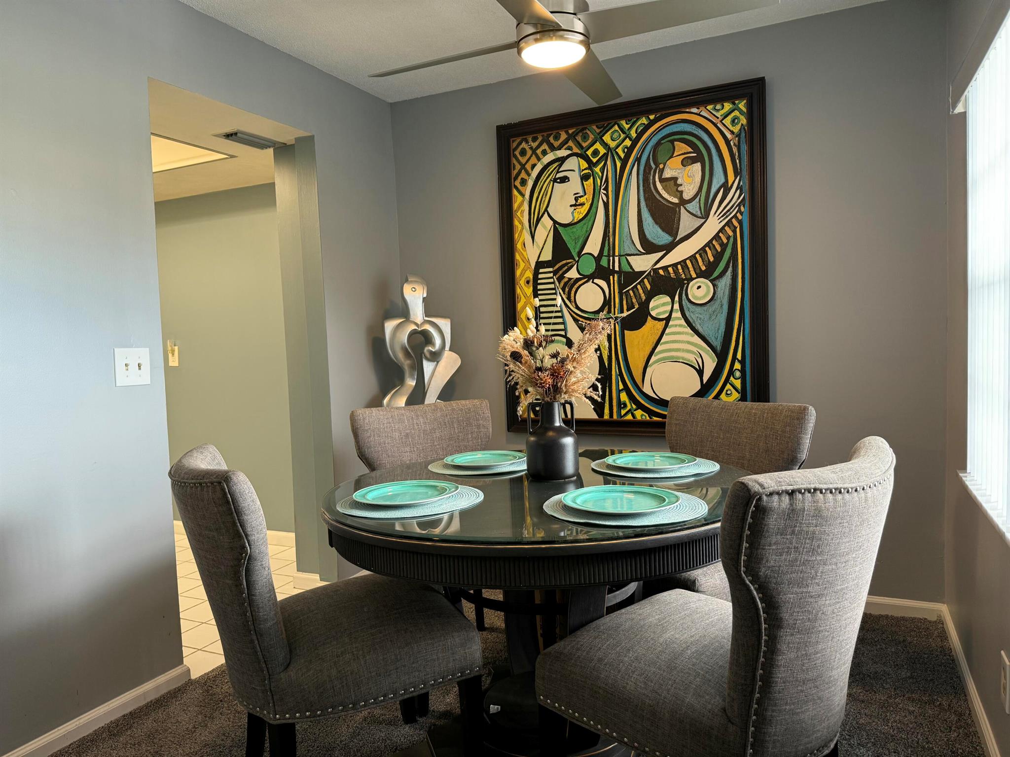 MERIDIAN CONDO 14 - Residential