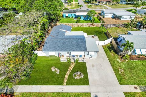 708 Cinnamon Road North Palm Beach FL 33408